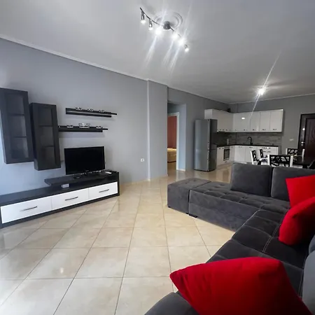 Ornela Apartment